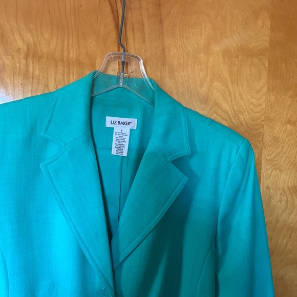 Beautiful spring blazer - Picture 3 of 5